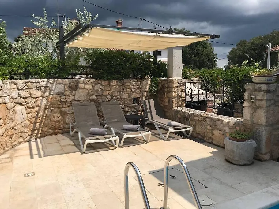 Best Prices Luxury Villa Nini With Fireplace, Private Pool, Bikes, Barbecue And Much More 0*, Porec Croatia