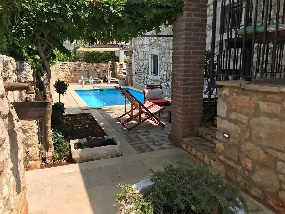Best Prices Luxury Villa Nini With Fireplace, Private Pool, Bikes, Barbecue And Much More Porec