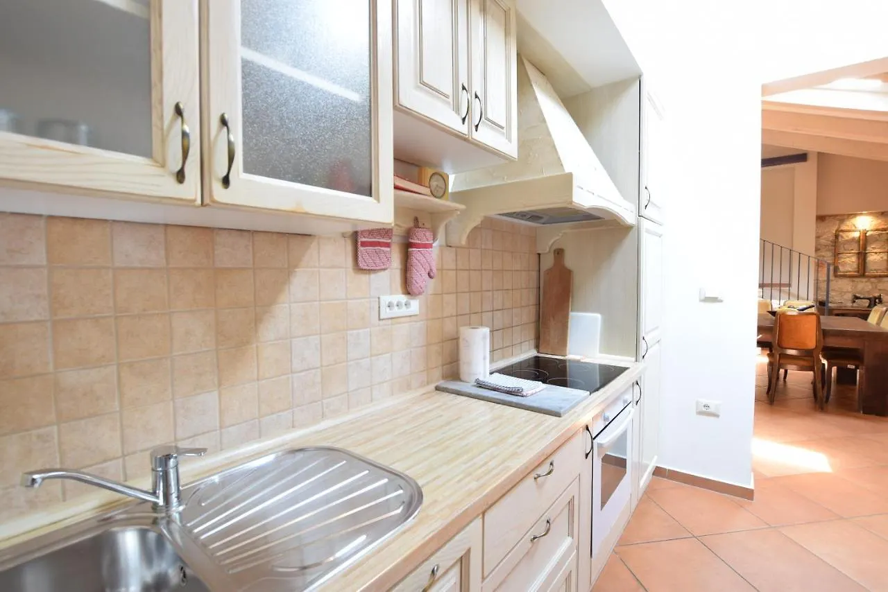 Best Prices Luxury Villa Nini With Fireplace, Private Pool, Bikes, Barbecue And Much More