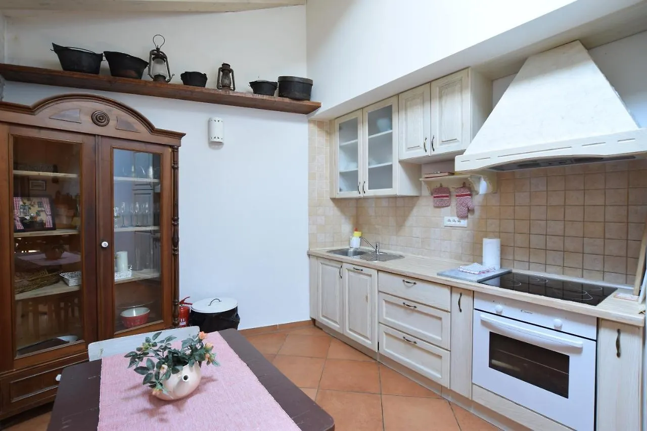 Best Prices Luxury Villa Nini With Fireplace, Private Pool, Bikes, Barbecue And Much More